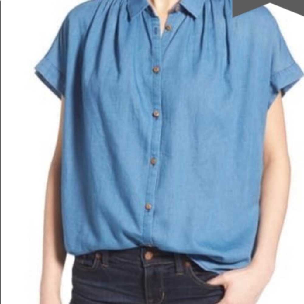 ONE DAY SALE Madewell Button Down